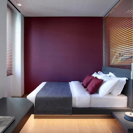 Ikon Aparthotel