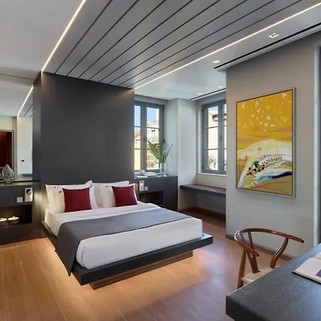 Ikon Aparthotel 4*